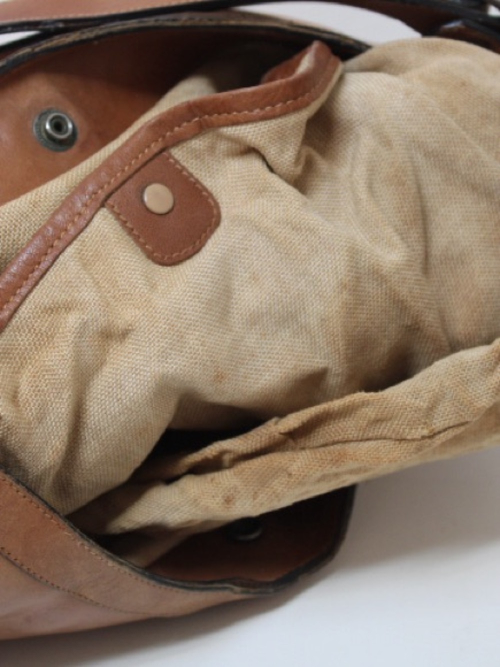 Vintage Etienne Aigner hobo bag - Picture 5 of 15